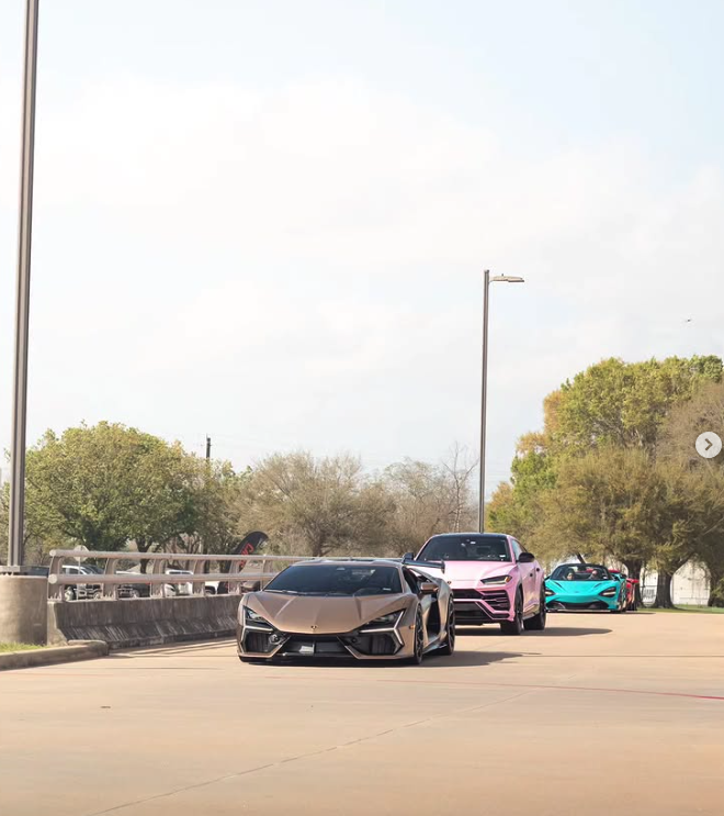 Cars N Chai Lineup